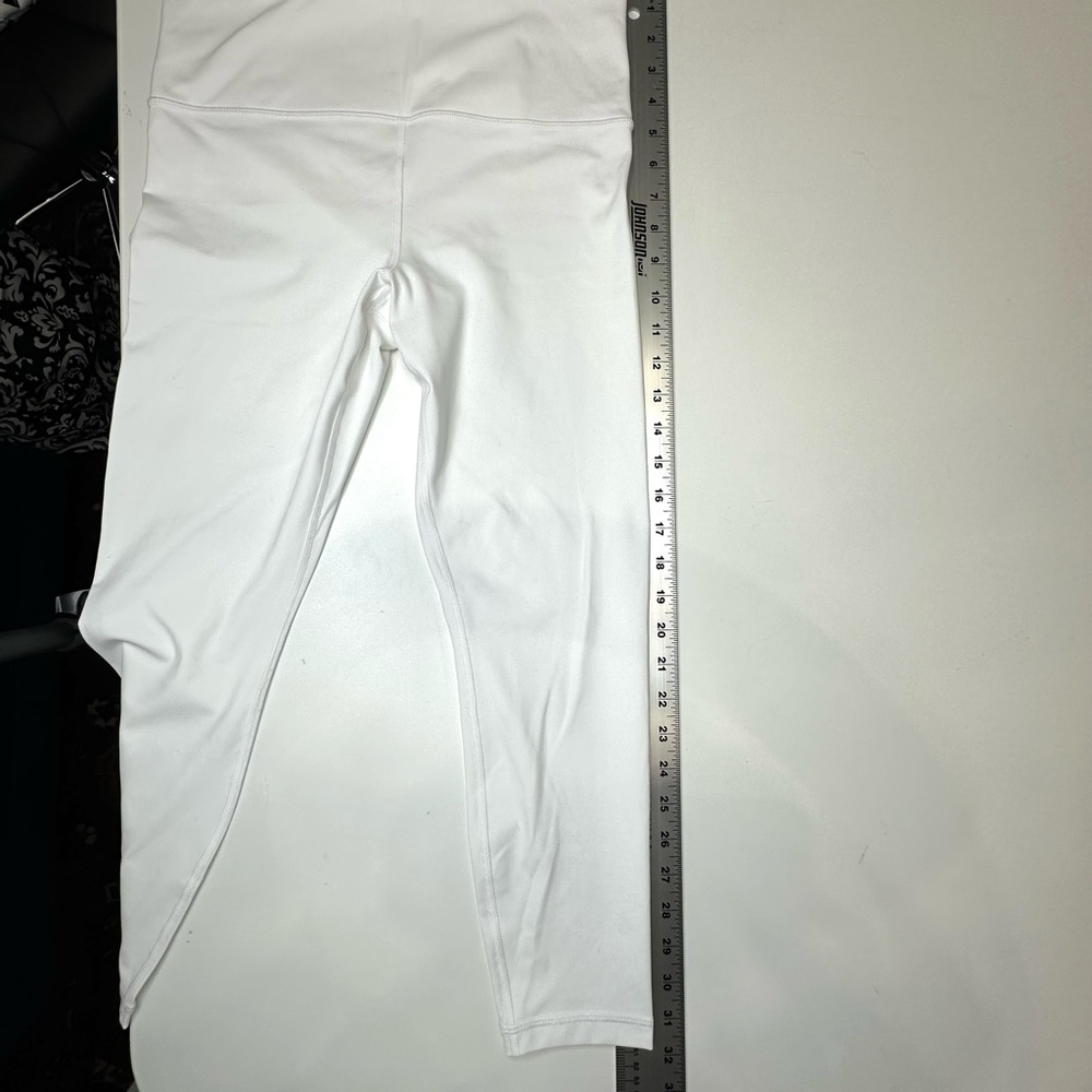 Athleta 7/8 leggings, NWOT. - Picture 6 of 7